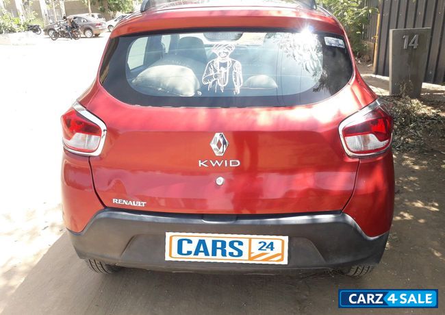 Red Renault Kwid RXT