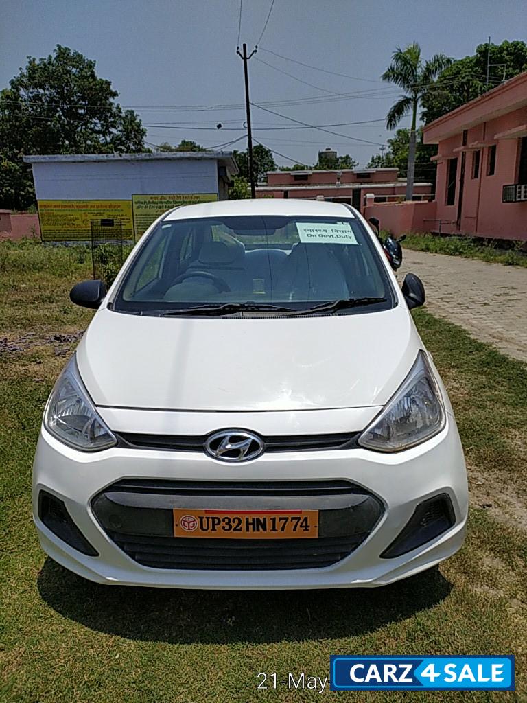 White Hyundai Xcent Diesel