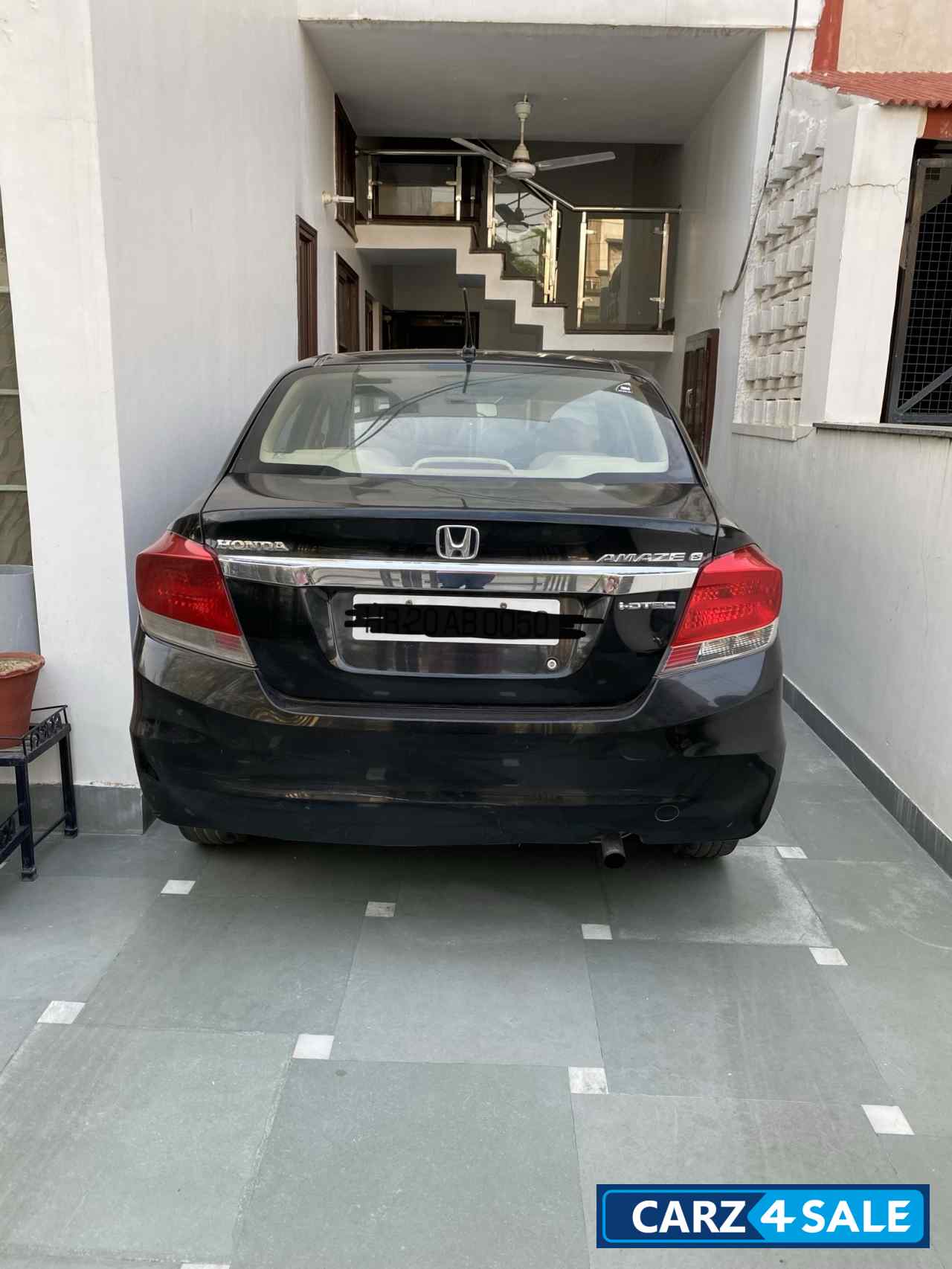 Black Honda Amaze 1.5 SX i-DTEC