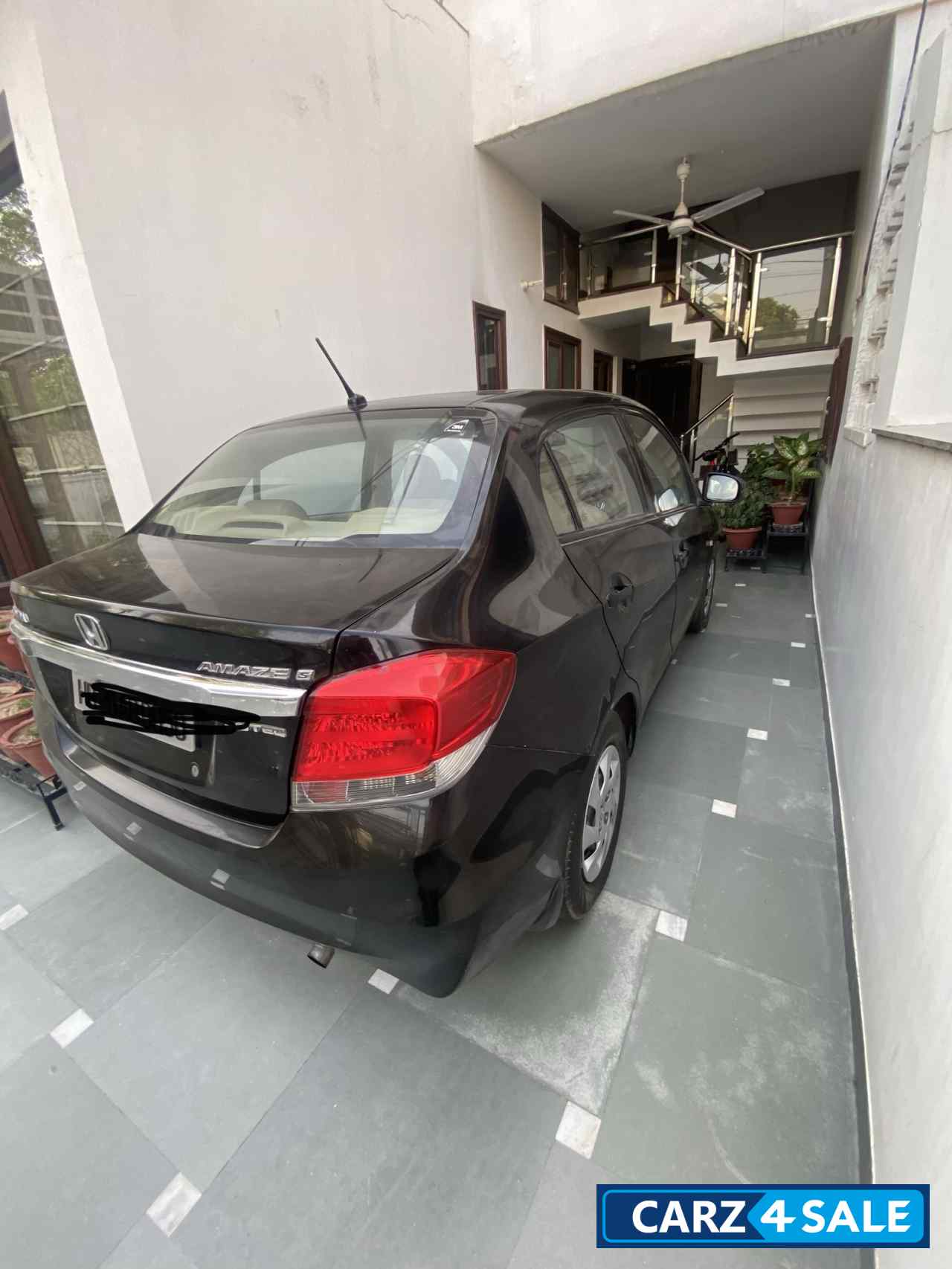 Black Honda Amaze 1.5 SX i-DTEC