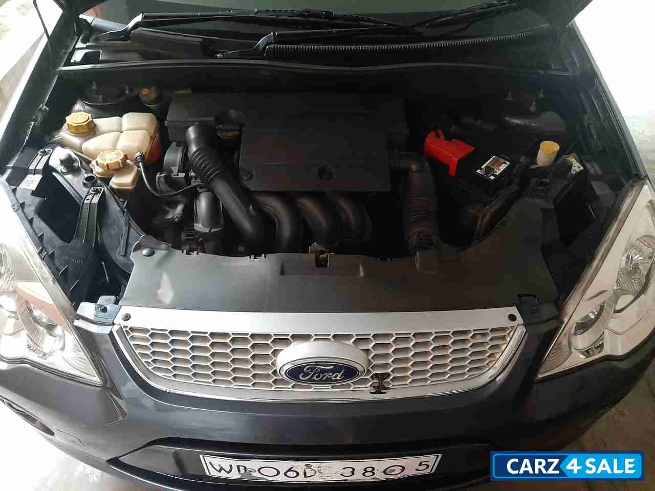 Sea Grey Ford Fiesta SXi 1.6 ABS