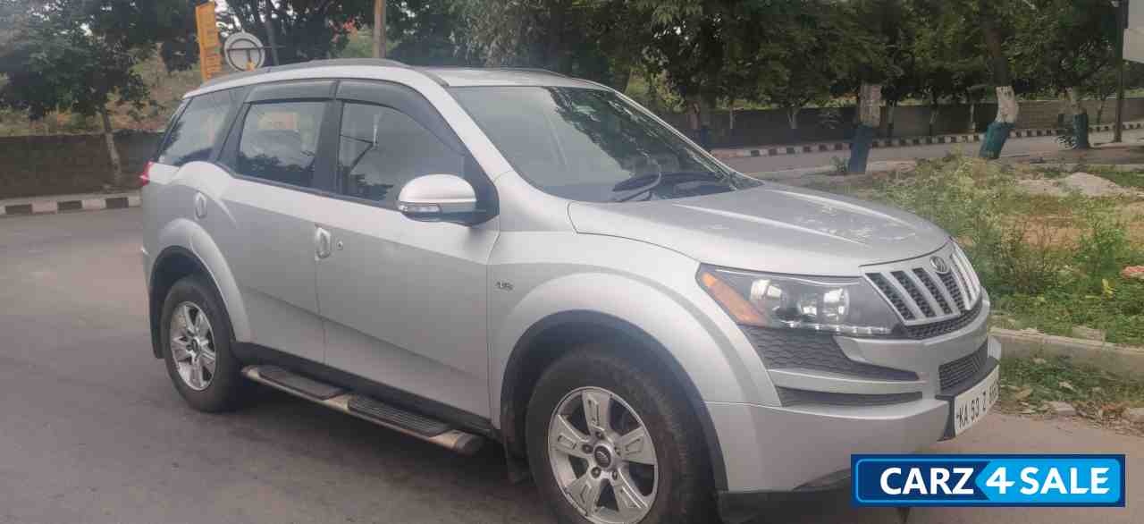 Mahindra XUV 500 W8 2WD