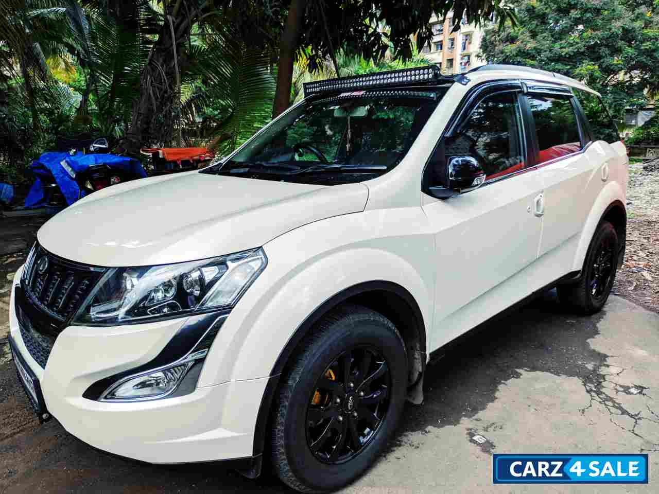 Mahindra XUV 500 Mahindra XUV 500