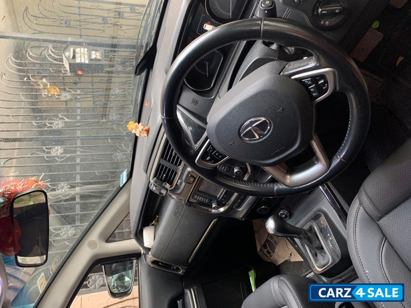 Tata Hexa XTA 4x2 Diesel AT