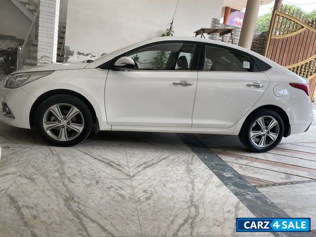 White Hyundai Verna Diesel