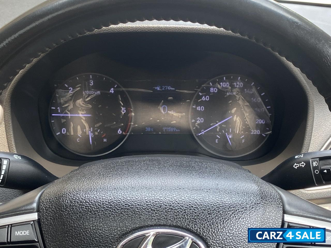 White Hyundai Verna Diesel