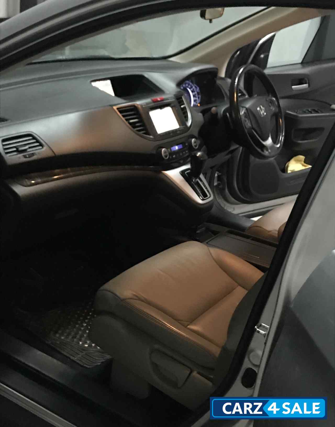 Silver Honda CRV 2.4L 4WD AT AVN