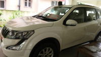 Mahindra XUV 500 R FWD W10