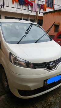Nissan Evalia XV