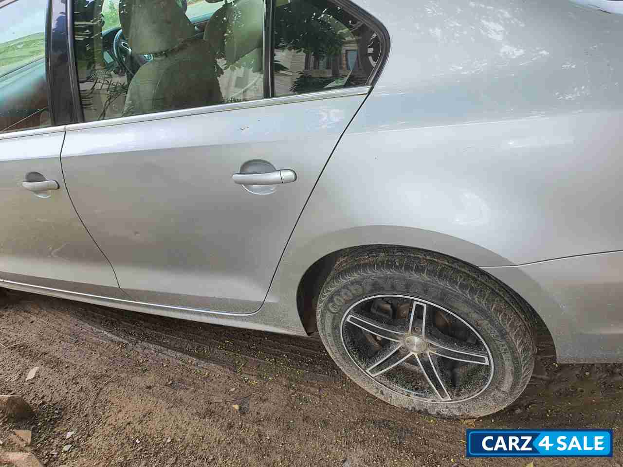 Volkswagen Jetta Highline TDI AT