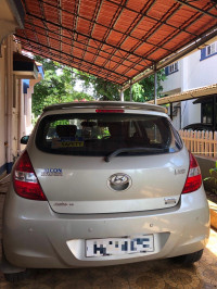 Hyundai i20 Asta i20 AT with Sunroof