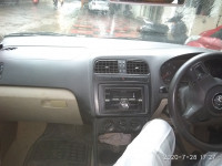 White Volkswagen Polo Comfortline 1.2L D