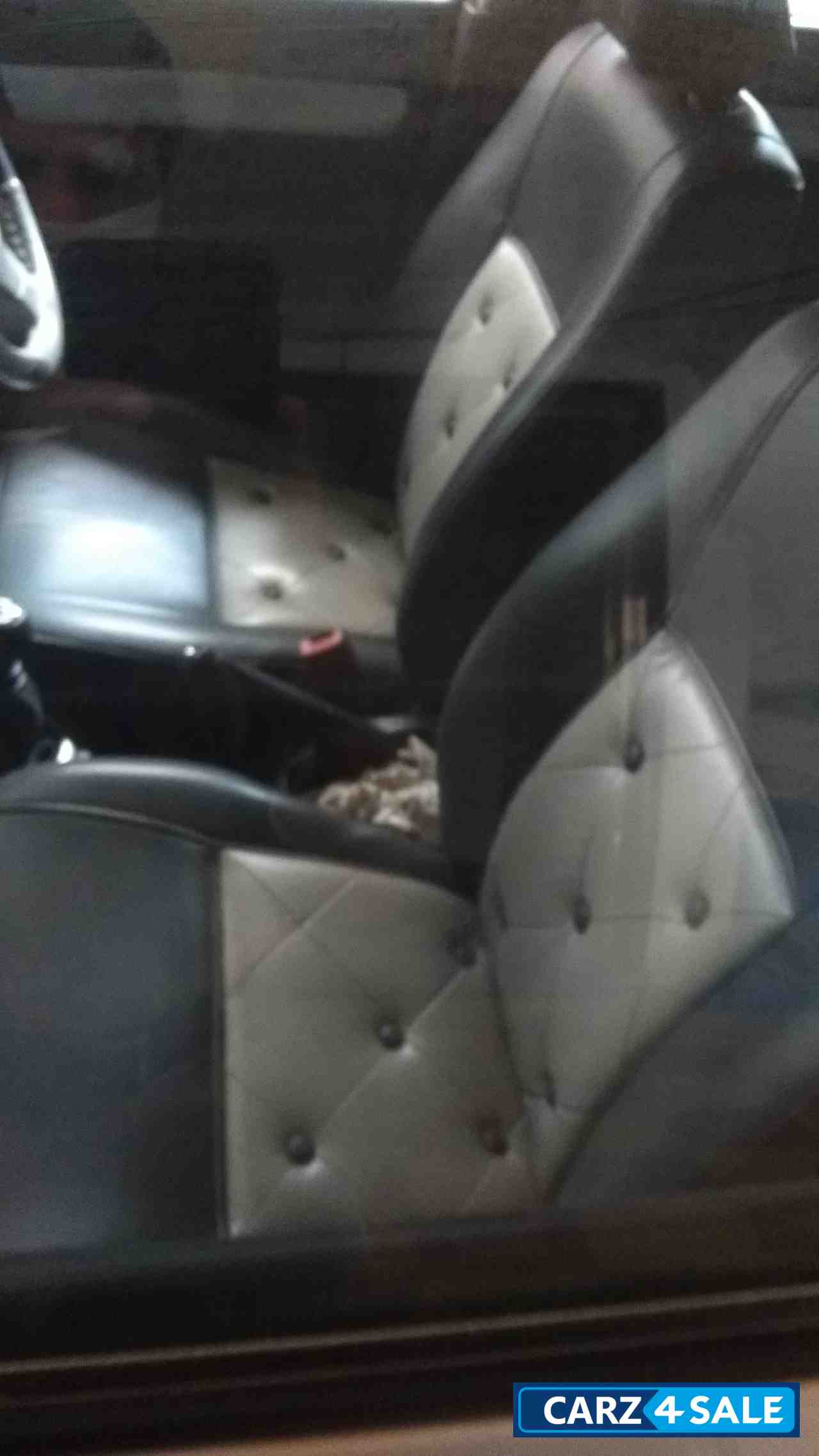 Silver Maruti Suzuki Swift VDi BS-IV