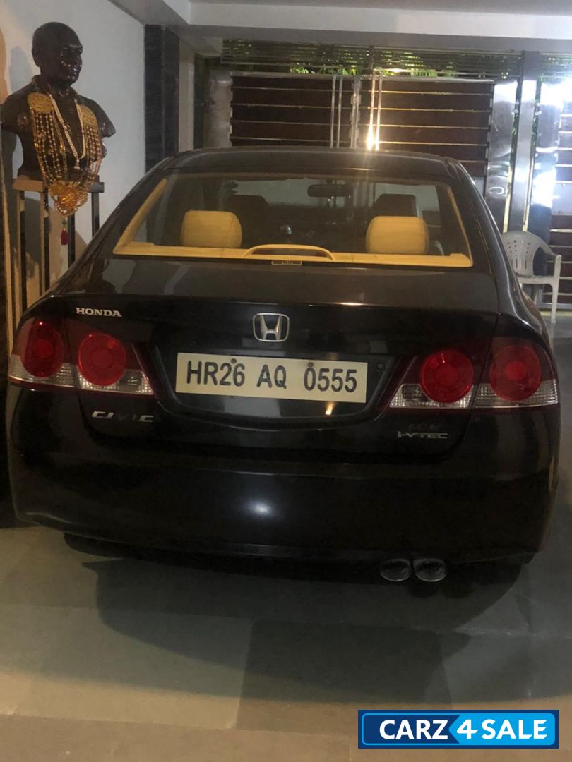 Honda Civic 1.8S AT