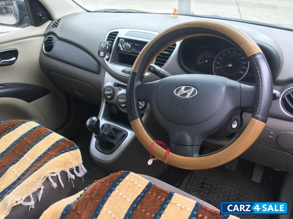 Grey Hyundai i10 1.1 Magna