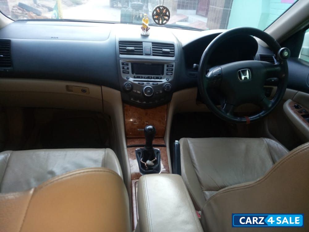 Honda Accord 2.4 Elegance MT