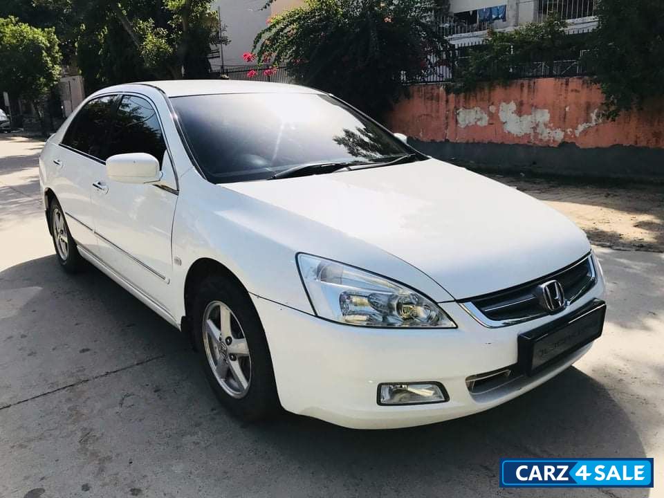Honda Accord 2.4 Elegance MT