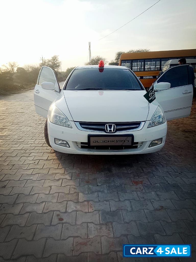Honda Accord 2.4 Elegance MT