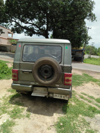 Green Mahindra Bolero DI DX 8 Str