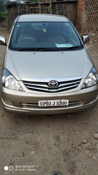 Toyota Innova 2.0 V