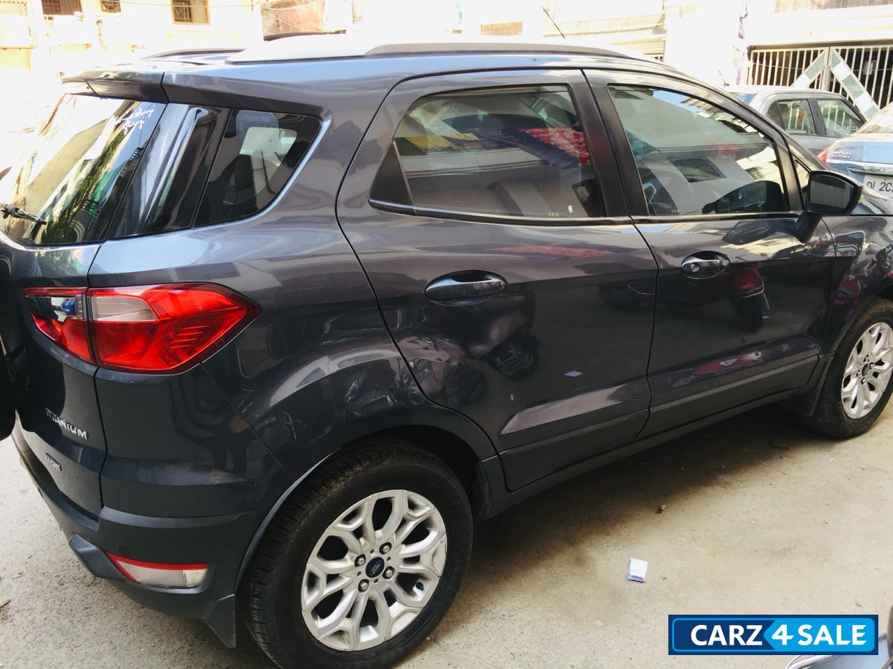Ford EcoSport 1.5 Diesel Titanium MT