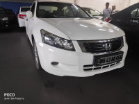 White Honda Accord 2.4 iVtec AT