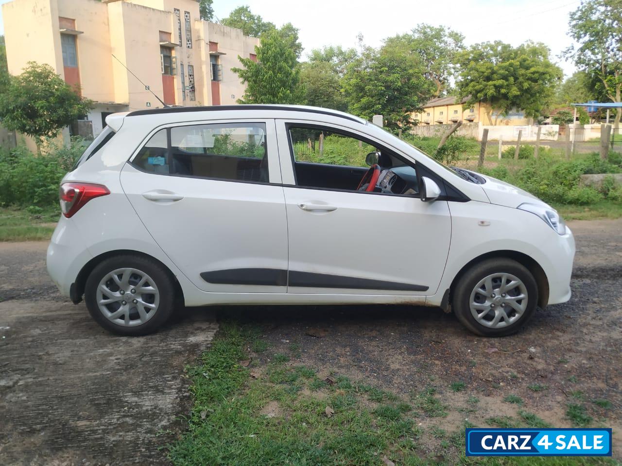 Hyundai Grand i10 Magna 1.2 Kappa Dual VTVT Petrol AT Hyundai Grand i10 Magna 1.2 Kappa Dual VTVT Petrol AT
