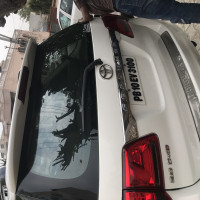 White Toyota Fortuner 2.8 4x2 MT Diesel