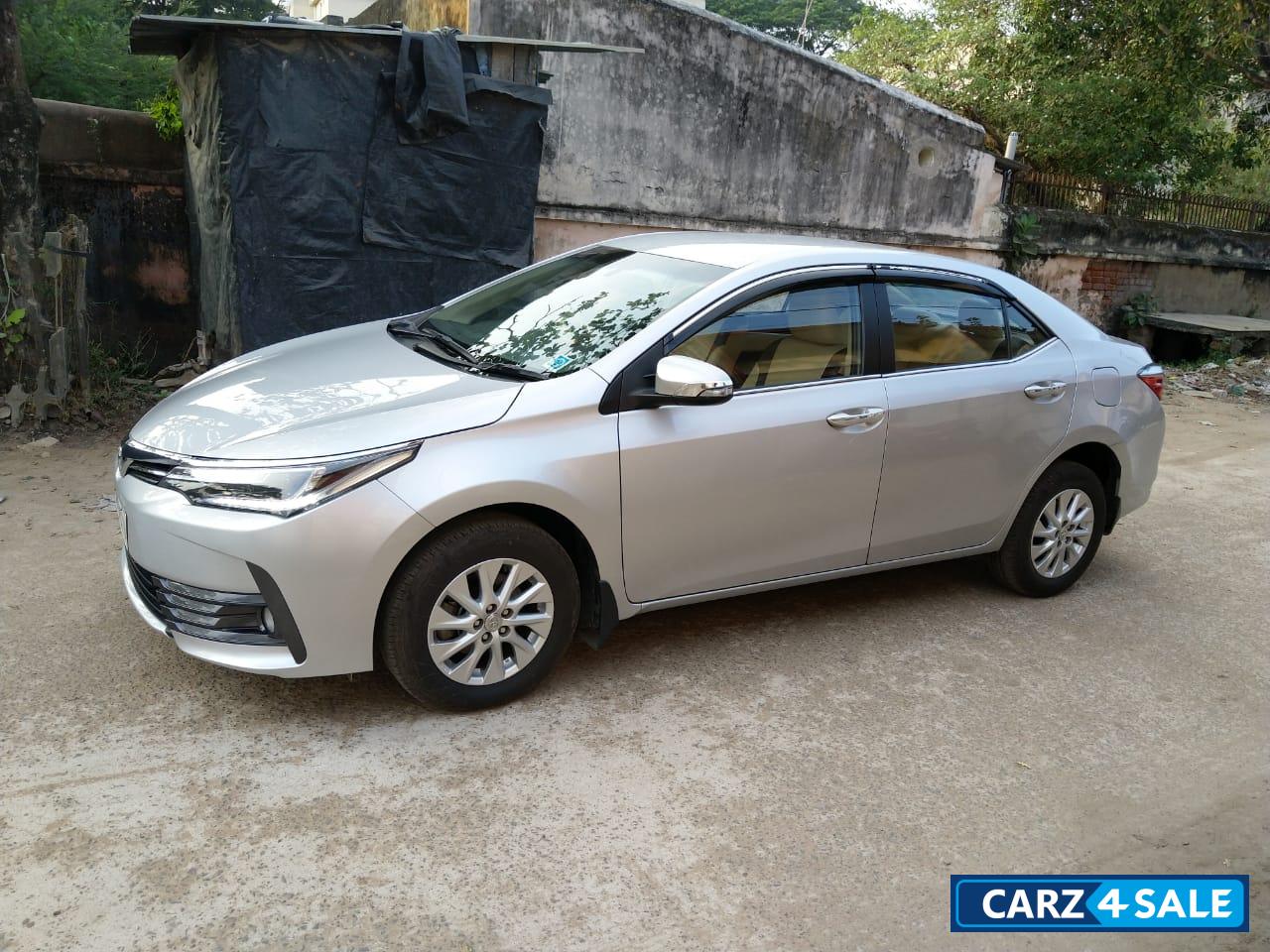 Metalic Silver Toyota Corolla Altis DGL Diesel