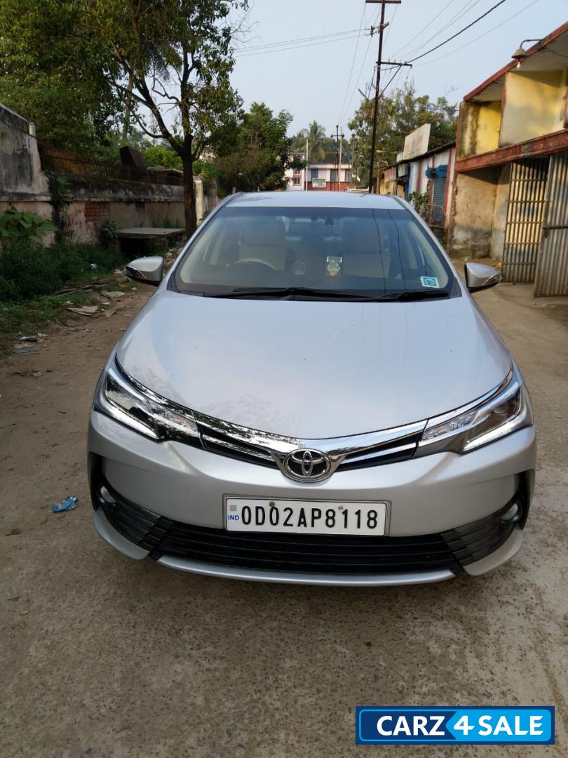 Metalic Silver Toyota Corolla Altis DGL Diesel