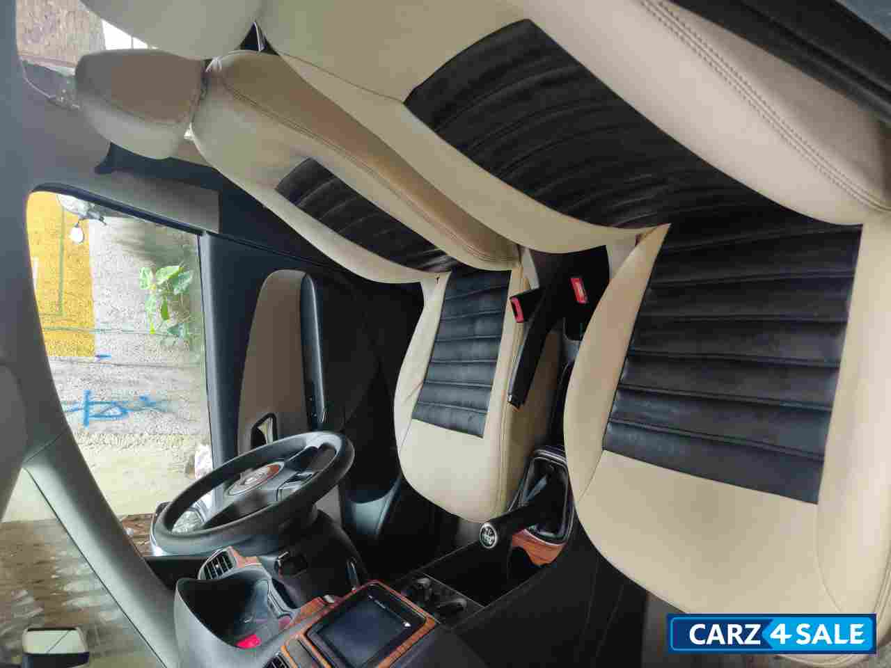 Oceanic Blue Volkswagen Polo Comfortline 1.2L P