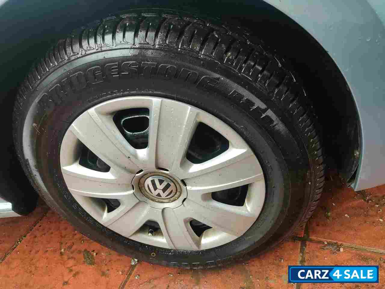 Oceanic Blue Volkswagen Polo Comfortline 1.2L P