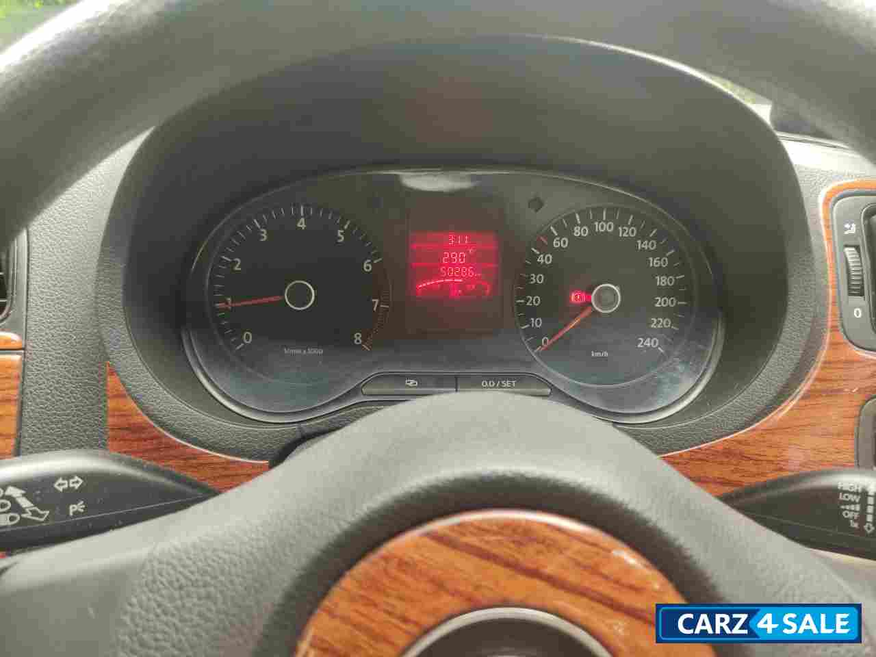 Oceanic Blue Volkswagen Polo Comfortline 1.2L P