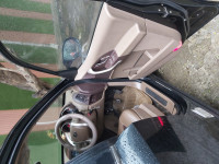 Black Mahindra XUV 500 W6 2WD