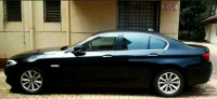 Black Sapphire Metallica BMW 5-Series 520d Luxury Line