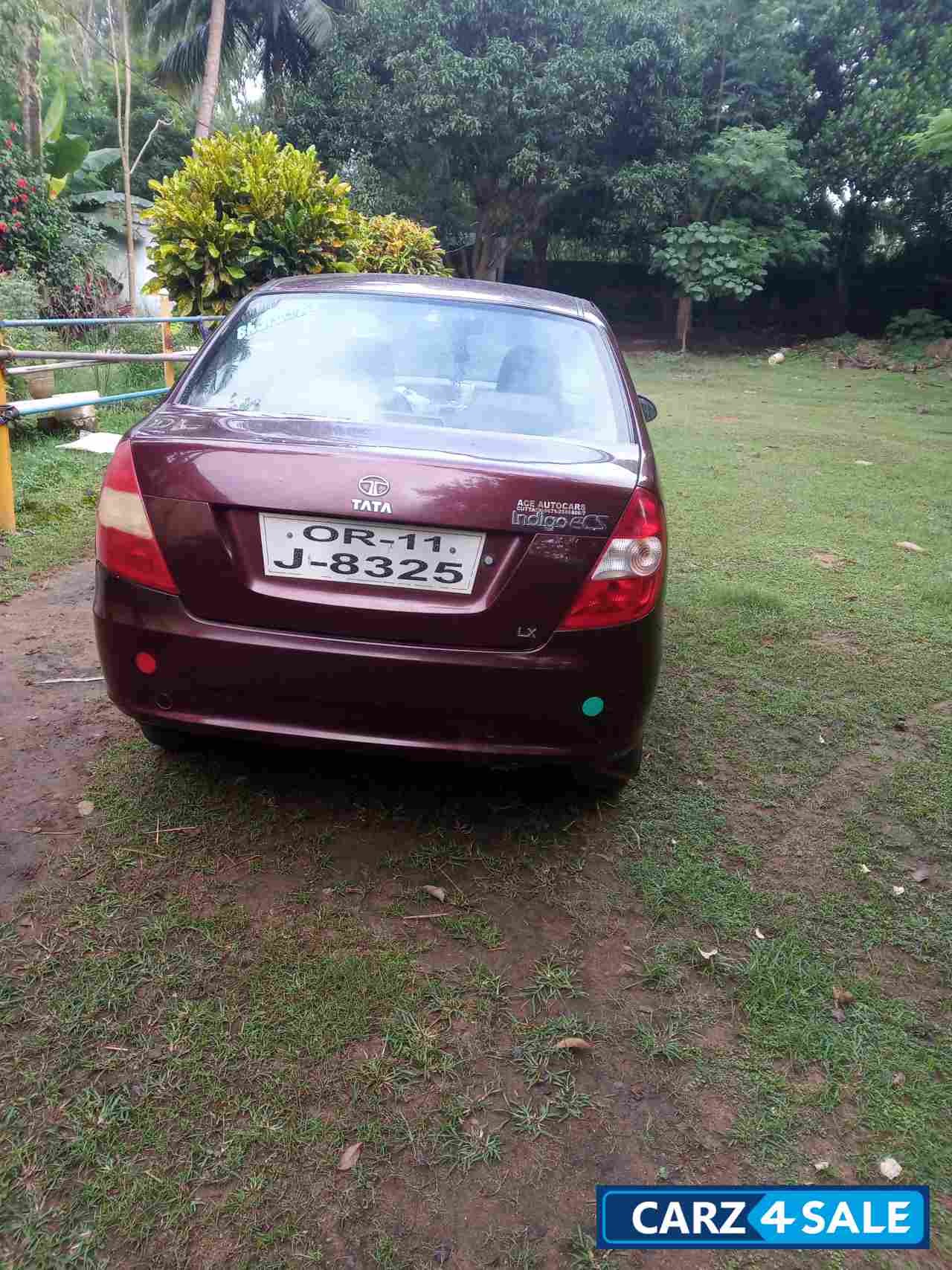 Royal Burgundy Tata Indigo eCS LX TDI BS-III