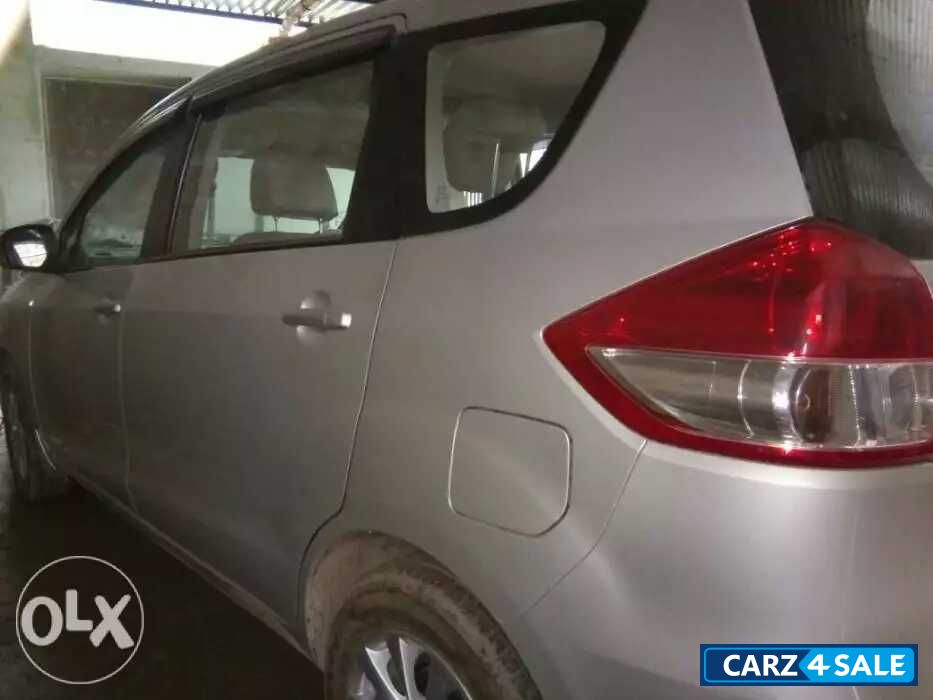 Silver Maruti Suzuki Ertiga ZXI