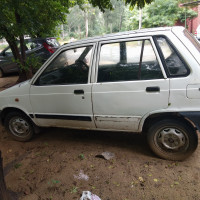 White Maruti Suzuki 800 Std