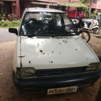 White Maruti Suzuki 800 Std