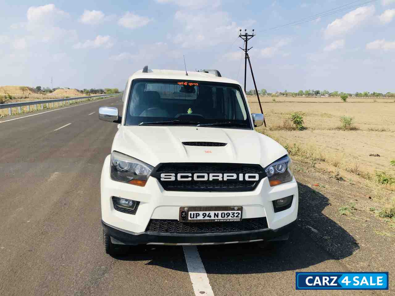 White Mahindra Scorpio S10 4WD