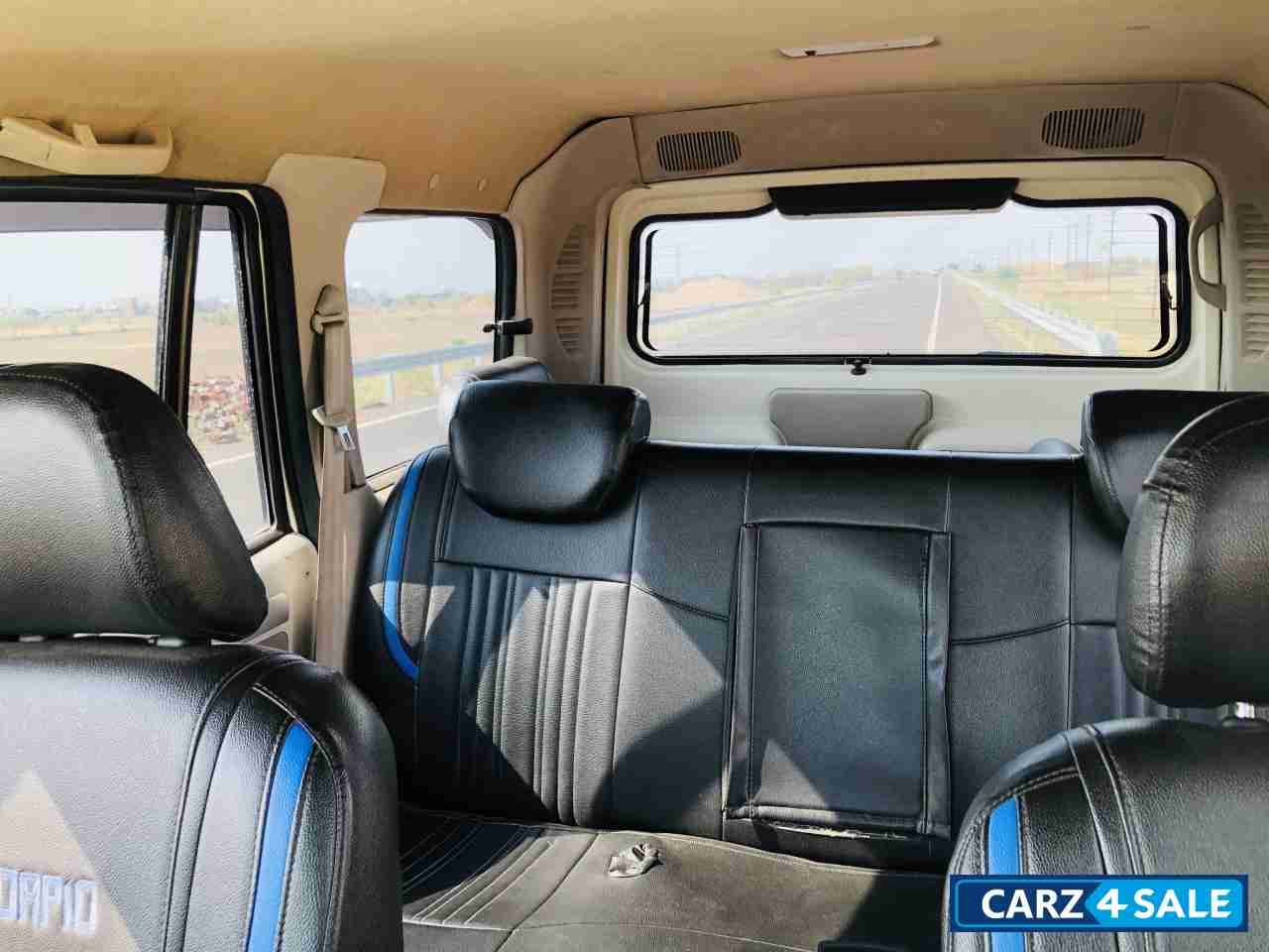 White Mahindra Scorpio S10 4WD