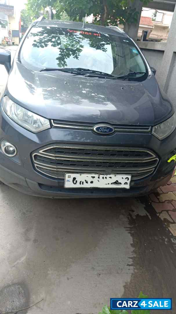 Ford EcoSport 1.5 Diesel Titanium MT