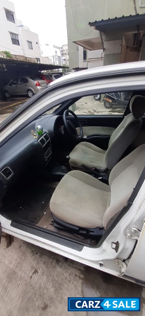 Maruti Suzuki Esteem VX