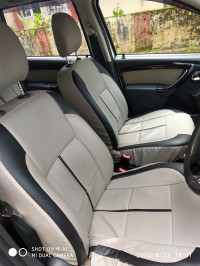 Pearl White Renault Duster 110 PS Diesel RxZ