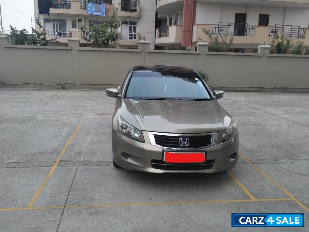 Tan Honda Accord 2.4 iVtec AT