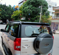 Silver Mahindra TUV300 T10 OPT 100HP N 2WD Diesel
