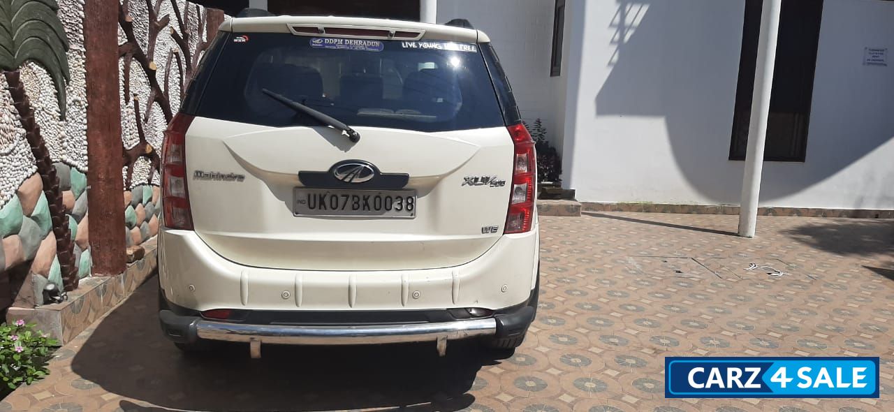 Mahindra XUV 500 W8 2WD