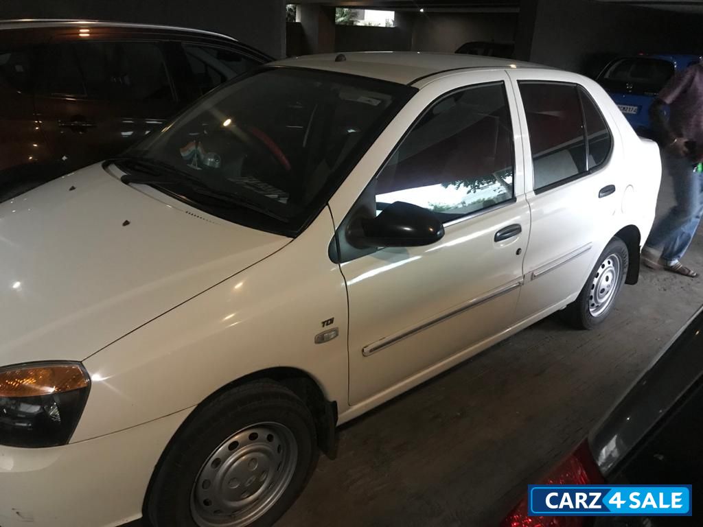 Tata Indigo eCS LS TDI BS-III