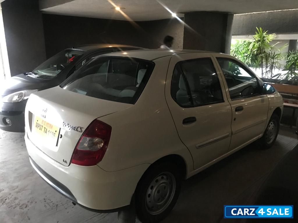 Tata Indigo eCS LS TDI BS-III