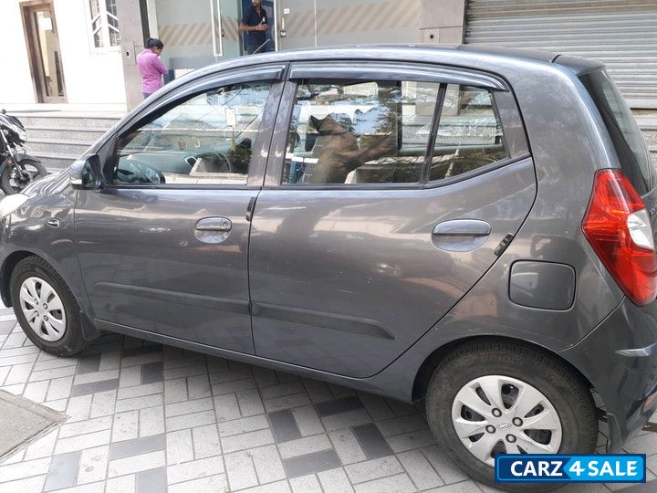 Carbon Grey Hyundai i10